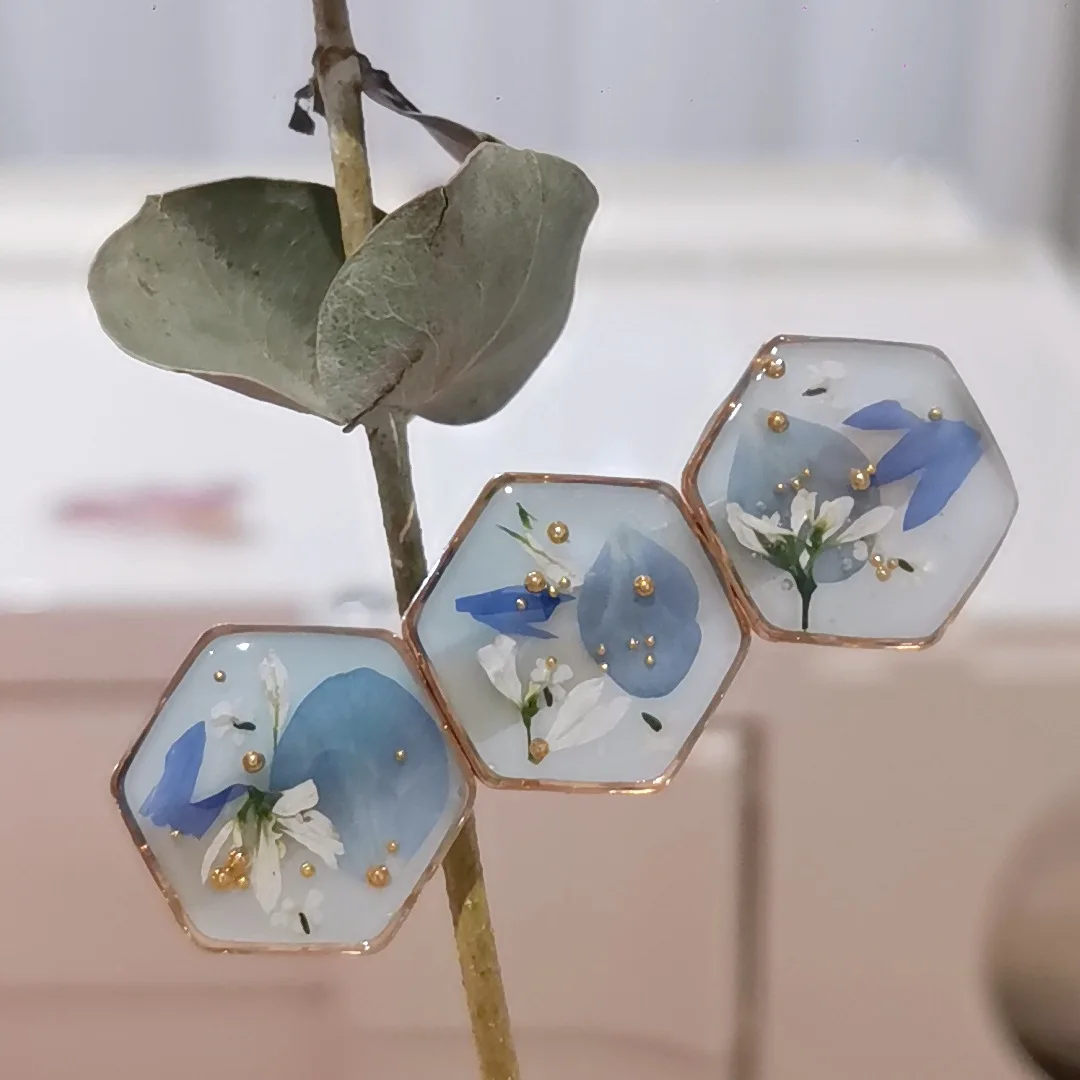 3231 Wholesale Handmade Gentle Girl Flower Hair Accessories Real Dried Flower Hair Clips Duckbill Clips Christmas Birthday Gifts
3231 Wholesale Handmade Gentle Girl Flower Hair Accessories Real Dried Flower Hair Clips Duckbill Clips Christmas Birthday Gifts