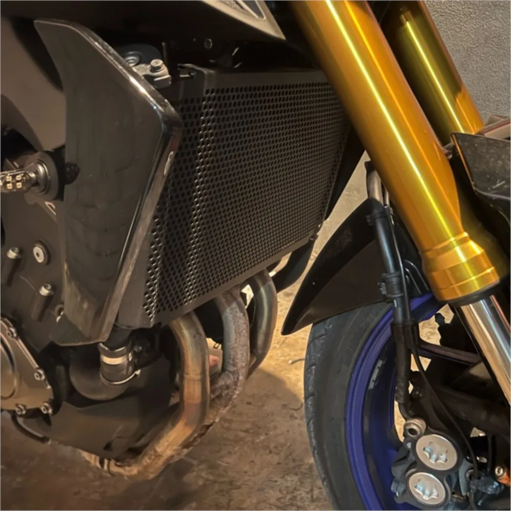 For Yamaha XSR900 2016-2021 MT-09/FZ-09 MT-09 sp Tracer 900 / GT 2018-2020 Motorcycle Radiator Guard Grille Covers Protector
For Yamaha XSR900 2016-2021 MT-09/FZ-09 MT-09 sp Tracer 900 / GT 2018-2020 Motorcycle Radiator Guard Grille Covers Protector