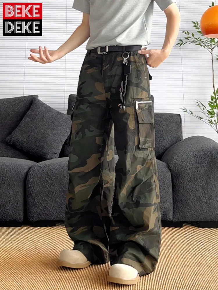 Vintage Camouflage Printed Mens Wide Leg Pants Loose Fit Hip Hop Man Long Trousers Casual Streetwear Multi Pockets Harem Pants
Vintage Camouflage Printed Mens Wide Leg Pants Loose Fit Hip Hop Man Long Trousers Casual Streetwear Multi Pockets Harem Pants