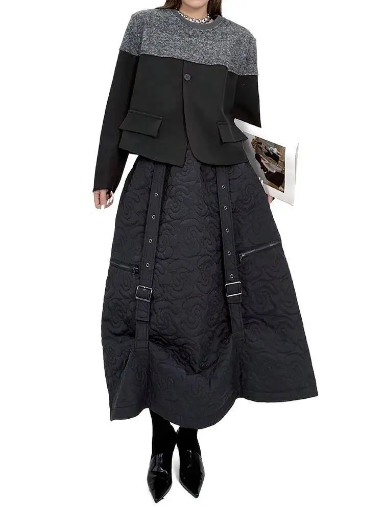 High Elastic Waist Black Buckle Ribbon Spliced A-line Half-body Skirt Women Fashion New Spring Autumn 2026 SURE
High Elastic Waist Black Buckle Ribbon Spliced A-line Half-body Skirt Women Fashion New Spring Autumn 2026 SURE