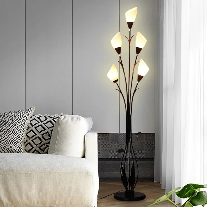 Creative Simple Home Iron Led Floor Lamps for Living Room Study Sofa Side Standing Lamp Bedroom Bedside Lights Home Decor
Creative Simple Home Iron Led Floor Lamps for Living Room Study Sofa Side Standing Lamp Bedroom Bedside Lights Home Decor