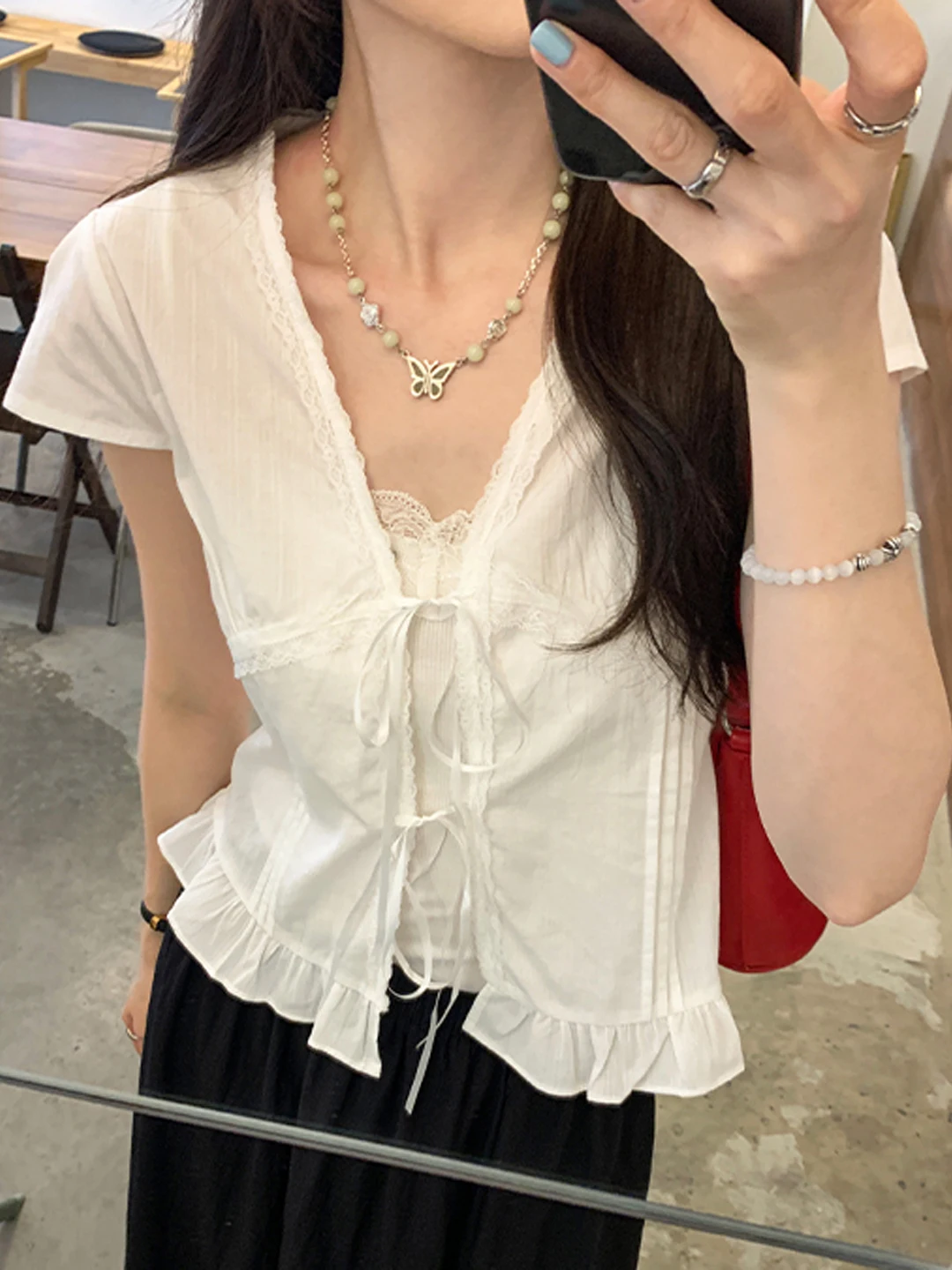 White ort Sve irt for Girls Summer Design Knot Lace Trim ort Sle Women's Cotton Pure Korean Version V-ne
White ort Sve irt for Girls Summer Design Knot Lace Trim ort Sle Women's Cotton Pure Korean Version V-ne