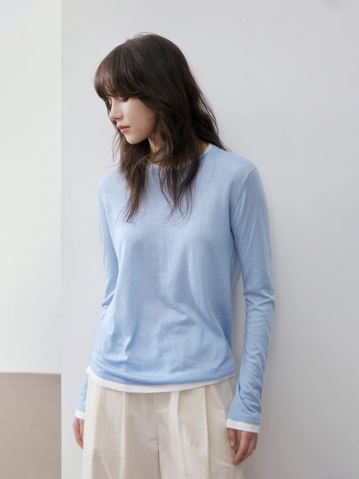 Весна 2026: Женская трикотажная кофта из смесовой шерсти с длинным рукавом и круглым вырезом, базовый слой, модель Nomumad
Весна 2026: Женская трикотажная кофта из смесовой шерсти с длинным рукавом и круглым вырезом, базовый слой, модель Nomumad