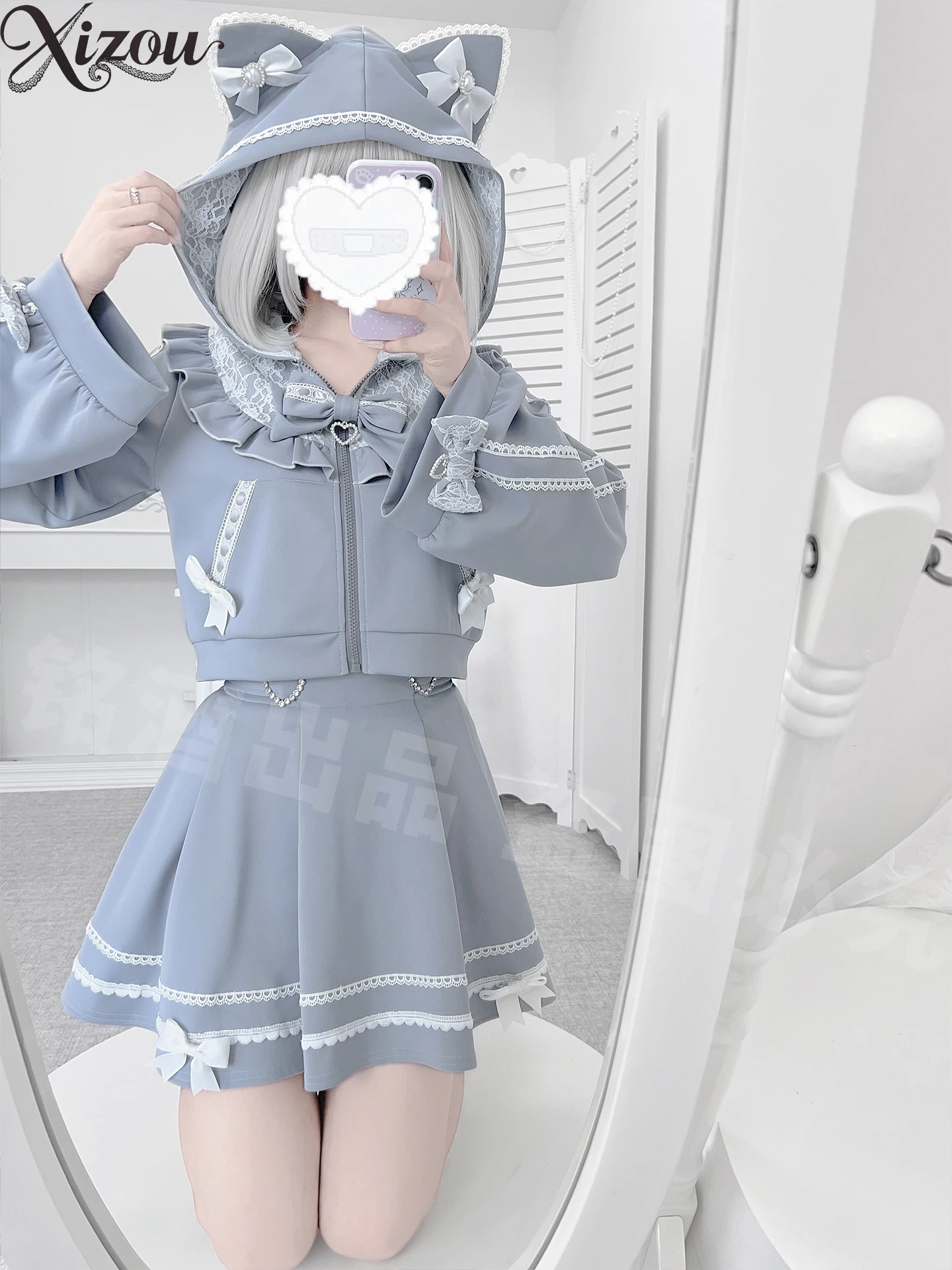 2025 японский комплект из 2 предметов Y2K Lolita Sweet Cool Cat Ear Bow Кружевная лоскутная мини-юбка с капюшоном и длинным рукавом с высокой талией Черный наряд
2025 японский комплект из 2 предметов Y2K Lolita Sweet Cool Cat Ear Bow Кружевная лоскутная мини-юбка с капюшоном и длинным рукавом с высокой талией Черный наряд