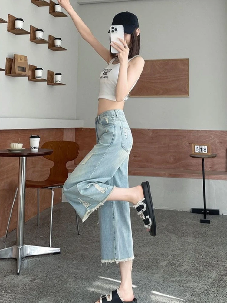 2026 Fashion Trendy Women's Ripped Jeans Cropped Length Loose Straight Wide Leg with Fringe Detail Versatile Wear
2026 Fashion Trendy Women's Ripped Jeans Cropped Length Loose Straight Wide Leg with Fringe Detail Versatile Wear
