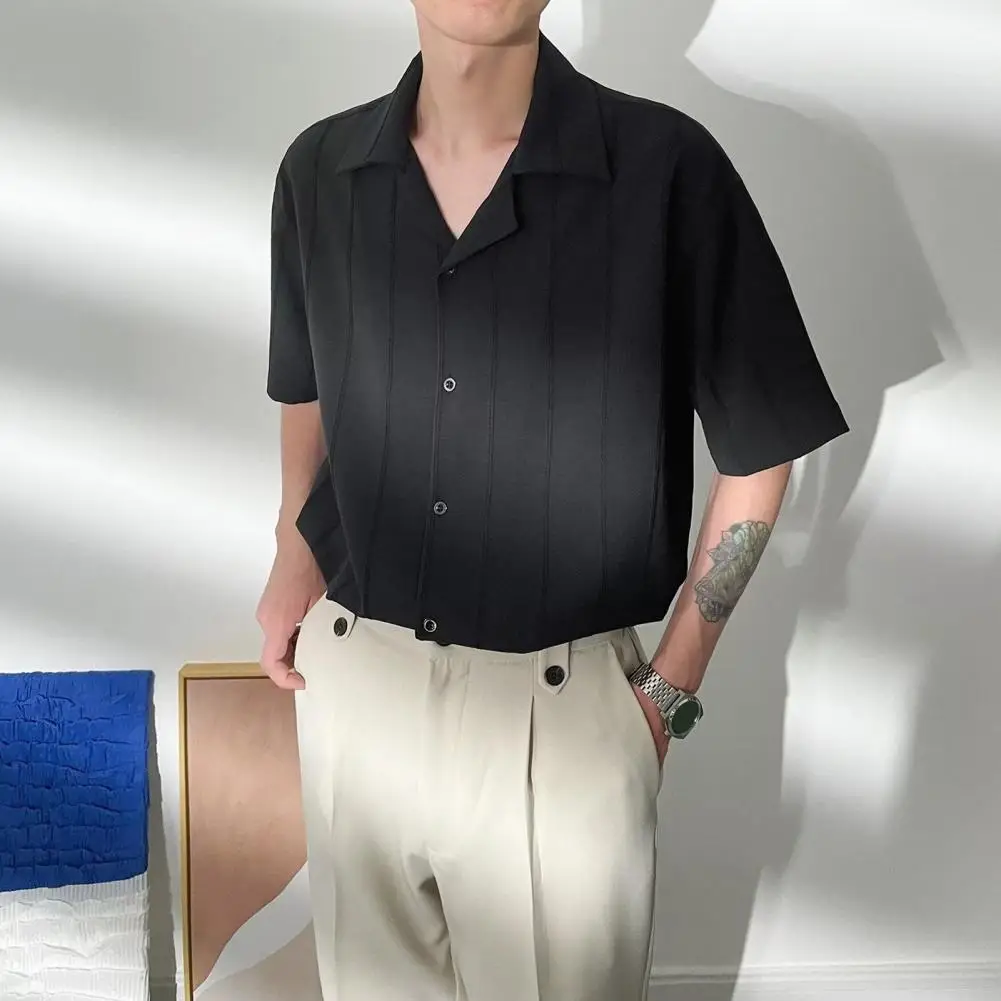 Men Casual Short Sleeve Shirt Stylish Men's Button-down Shirt with Short Sleeves Turn-down Collar for Casual or Office for Daily
Men Casual Short Sleeve Shirt Stylish Men's Button-down Shirt with Short Sleeves Turn-down Collar for Casual or Office for Daily