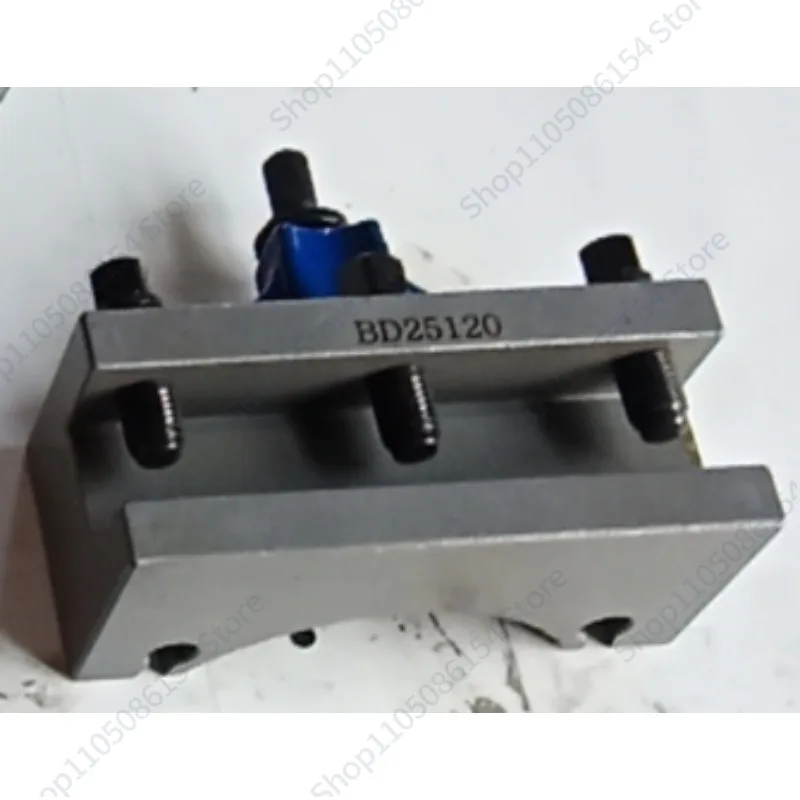 Lathe accessories quick tool change toothed tool holder tool holder single product BD25120 can hold 25 knives square
Lathe accessories quick tool change toothed tool holder tool holder single product BD25120 can hold 25 knives square