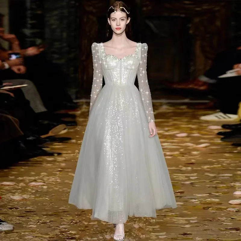 European and American long-sleeved heavy industry sequins beaded shiny long dress skirt princess dress female 2022 autumn new
European and American long-sleeved heavy industry sequins beaded shiny long dress skirt princess dress female 2022 autumn new