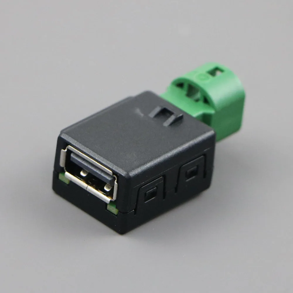 Genuine USB Socket Adapter Outlet 5Q0035726 For Audi A3 A4 B9 A5 Q5 Tiguan Golf
Genuine USB Socket Adapter Outlet 5Q0035726 For Audi A3 A4 B9 A5 Q5 Tiguan Golf