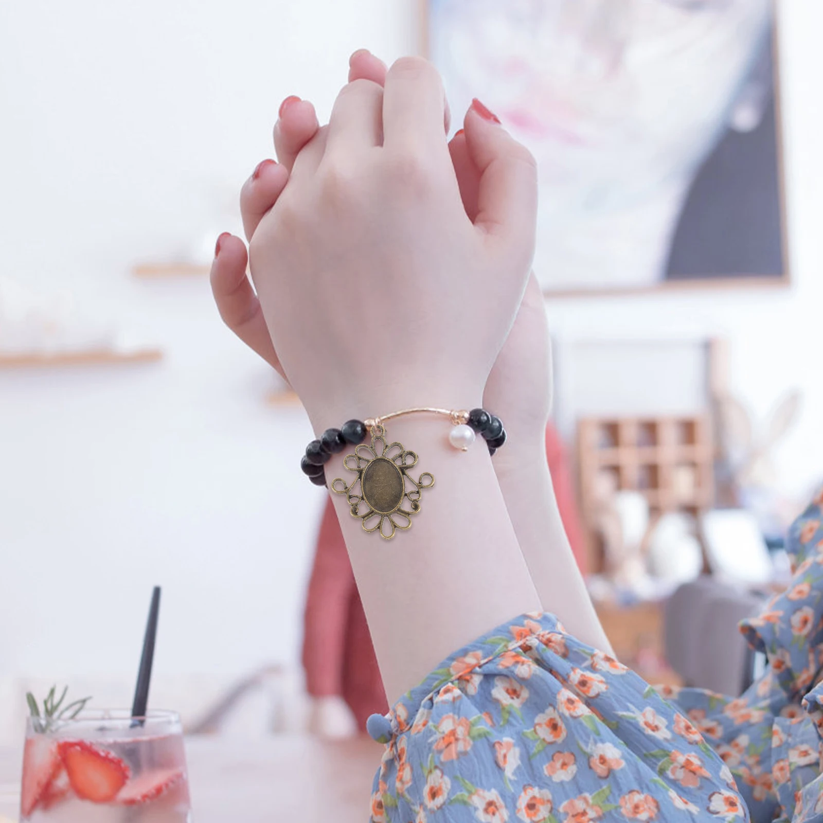 50 pcs Alloy Bezels for Jewelry Making Vintage Bronze Oval Pendants DIY Crafts Accessories Safe Durable Material
50 pcs Alloy Bezels for Jewelry Making Vintage Bronze Oval Pendants DIY Crafts Accessories Safe Durable Material