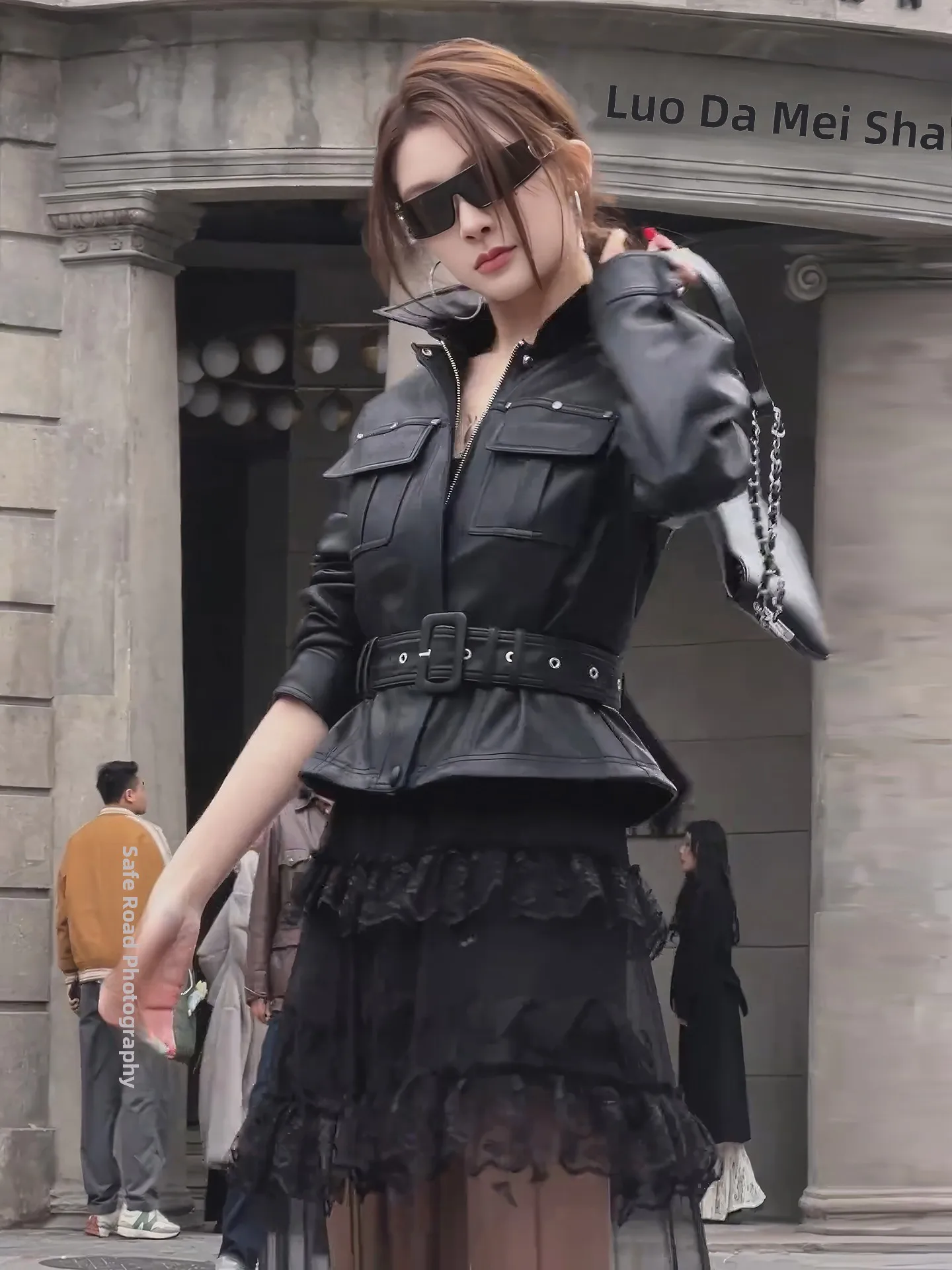 Spring 2026 Fashionable High-End Slimming Short Collar Jacket Leather Coat Women's Elegant Style Commute Straight Tube PU Lea...
Spring 2026 Fashionable High-End Slimming Short Collar Jacket Leather Coat Women's Elegant Style Commute Straight Tube PU Lea...