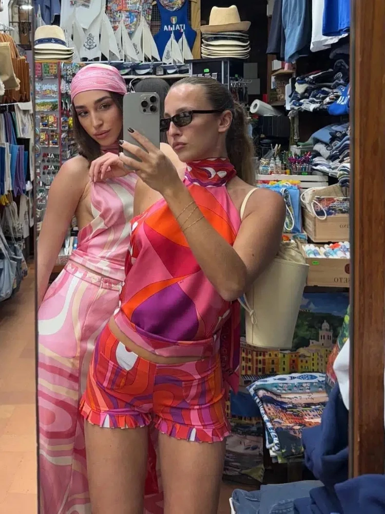 Geometric Printed Top Shorts Skirt Suits Women Sexy Halter Lace Up Sleeveless Backless Crop Tops Irregular Short Skirts New Sets
Geometric Printed Top Shorts Skirt Suits Women Sexy Halter Lace Up Sleeveless Backless Crop Tops Irregular Short Skirts New Sets