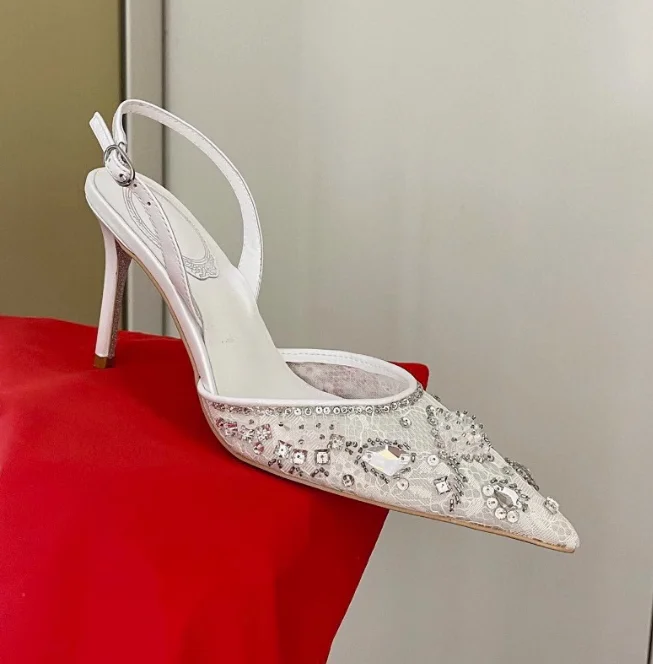 Summer new stunning high heels, pointed lace rhinestone sandals, feminine temperament, toe caps, thin heels, women's shoes
Summer new stunning high heels, pointed lace rhinestone sandals, feminine temperament, toe caps, thin heels, women's shoes