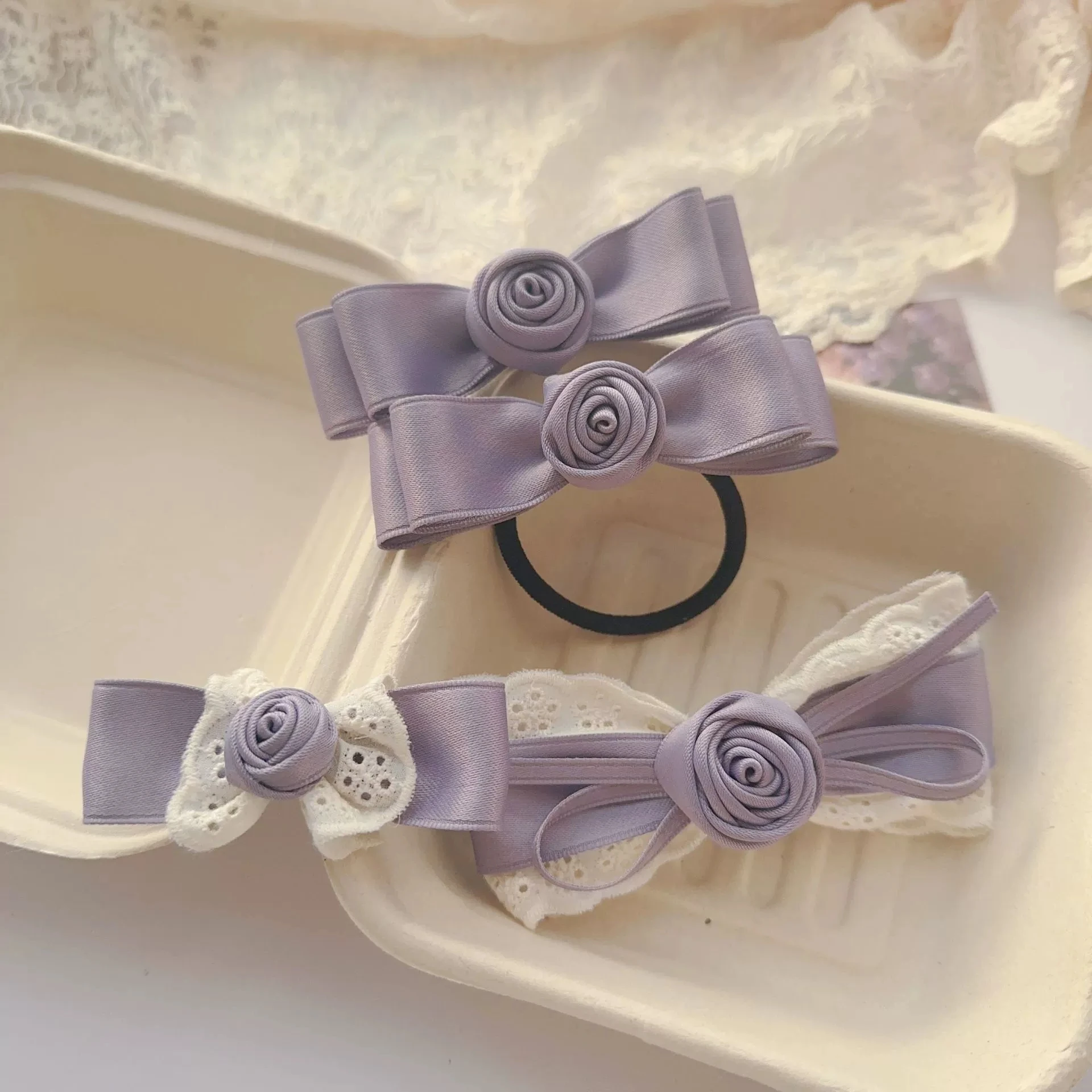 4pcs Rose Lace Bow Tie Hairpin Rubber Hairband Set Hair Accessories for Women Baby Girls Hair Clips Ribbon Hairbow Barrettes
4pcs Rose Lace Bow Tie Hairpin Rubber Hairband Set Hair Accessories for Women Baby Girls Hair Clips Ribbon Hairbow Barrettes