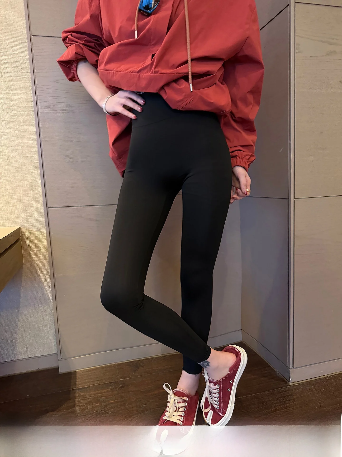 High-Waist High-Elasticity Yoga Pants Women's Summer Casual Slimming Sports Versatile Outerwear Long Trousers
High-Waist High-Elasticity Yoga Pants Women's Summer Casual Slimming Sports Versatile Outerwear Long Trousers