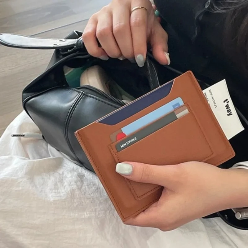 Simple Solid Color Multi-function PU Pickup Clip Passport Clip Travel
Simple Solid Color Multi-function PU Pickup Clip Passport Clip Travel