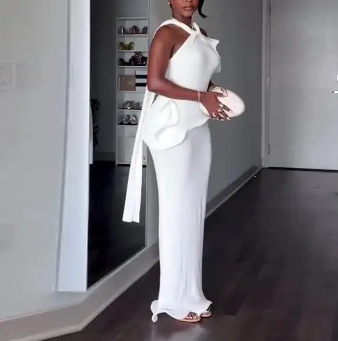 2026 New Fashion Casual Women's Hanging Neck Backless Pure White Elegant Sexy Dress Female Clothing
2026 New Fashion Casual Women's Hanging Neck Backless Pure White Elegant Sexy Dress Female Clothing