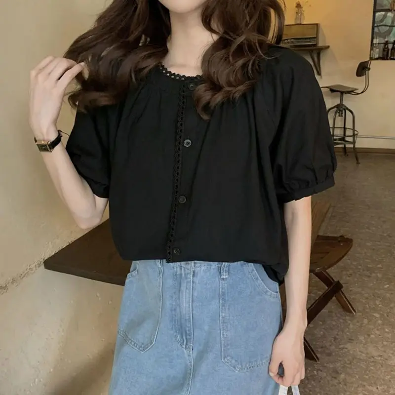 Sweet Lace Patchwork Youth Button Simplicity Shirt Tops Women Clothing New Short Sleeve Solid Korean Blouse Trend Fashion Summer
Sweet Lace Patchwork Youth Button Simplicity Shirt Tops Women Clothing New Short Sleeve Solid Korean Blouse Trend Fashion Summer