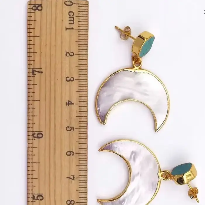 WT-E429 Exquisite Design Crescent Shape Pearl Shell Mosaic Inaly Natural Stone Gold Dipped Drop Earring Gift For Women Jewelry
WT-E429 Exquisite Design Crescent Shape Pearl Shell Mosaic Inaly Natural Stone Gold Dipped Drop Earring Gift For Women Jewelry