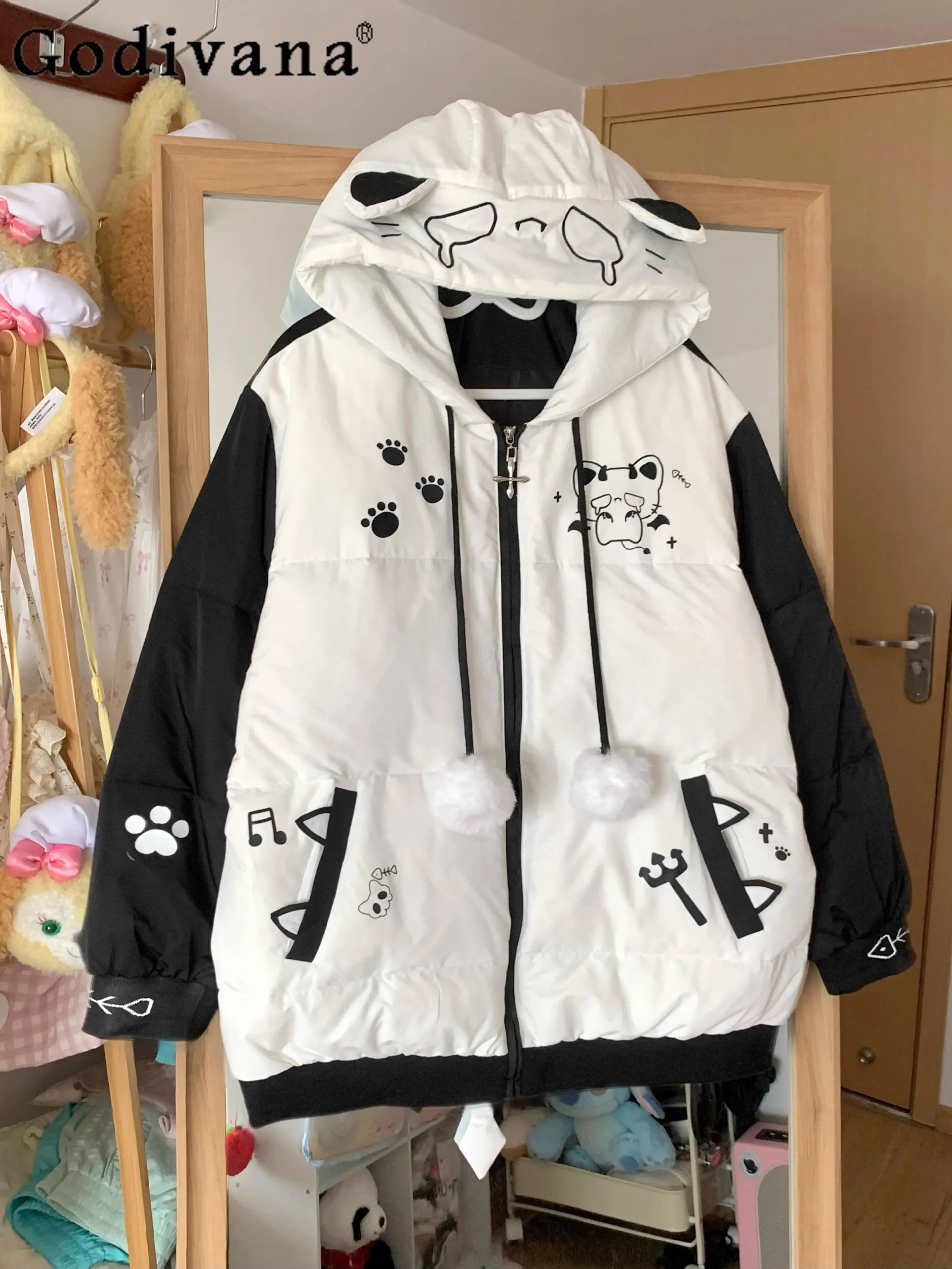 Original Japanese Style Kawaii Cotton Padded Coats for Women Autumn and Winter Girls Cute Cartoon Print Students Down Parkas
Original Japanese Style Kawaii Cotton Padded Coats for Women Autumn and Winter Girls Cute Cartoon Print Students Down Parkas