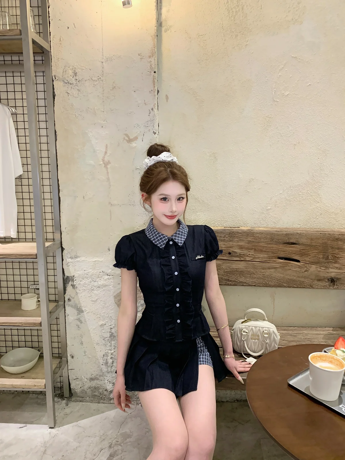 Mochi High Waist Skirt Set Miu Color Collision Ear Look Bubble Sleeve Short Sleeve Button Closure Slim Fit Summer Fashion
Mochi High Waist Skirt Set Miu Color Collision Ear Look Bubble Sleeve Short Sleeve Button Closure Slim Fit Summer Fashion