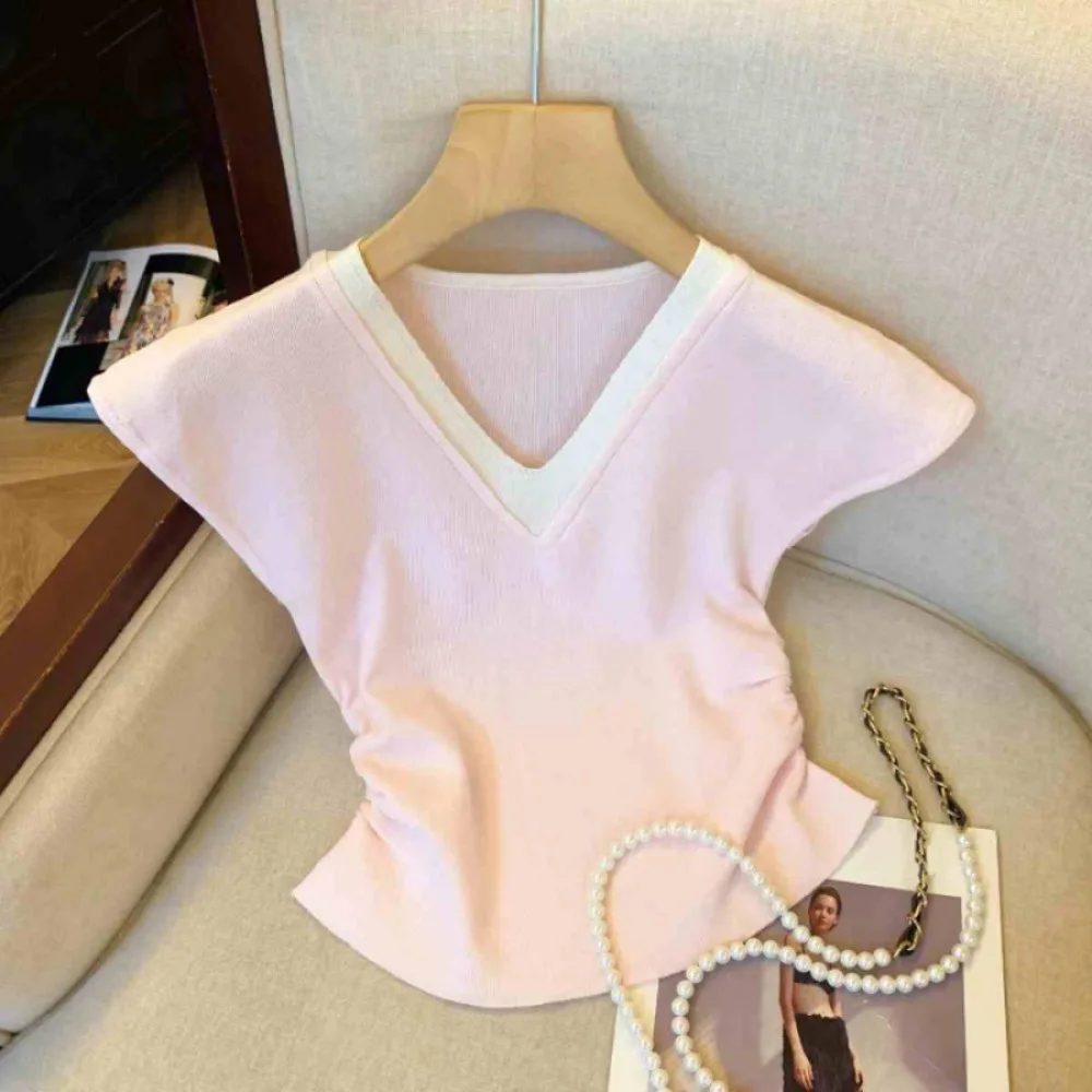 Simple Patchwork Fake Two Pieces T-shirts V-neck Short Sleeve Slim Crop Top Korean Style Sweet Girl's Top Seaside
Simple Patchwork Fake Two Pieces T-shirts V-neck Short Sleeve Slim Crop Top Korean Style Sweet Girl's Top Seaside
