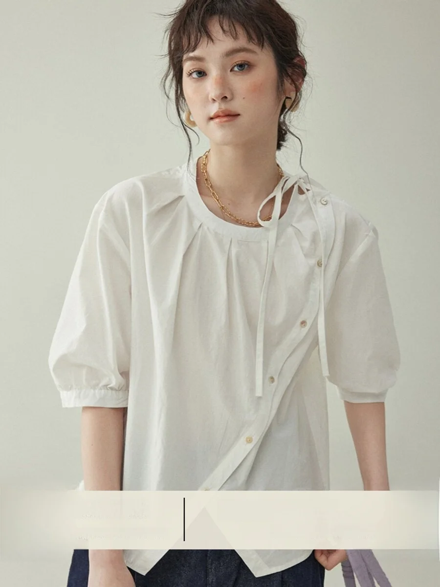 Original North Island AMUU White round Neck Irregular Button Women's Shirt Summer New Design Sense Top Korean Style Loose Fit
Original North Island AMUU White round Neck Irregular Button Women's Shirt Summer New Design Sense Top Korean Style Loose Fit