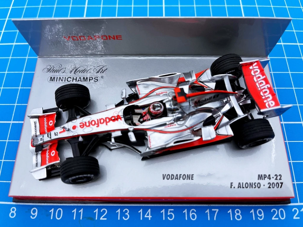 Minichamps 1:43 F1 2007 MP4-22 F.Alonso Simulation Limited Edition Resin Metal Static Car Model Toy Gift
Minichamps 1:43 F1 2007 MP4-22 F.Alonso Simulation Limited Edition Resin Metal Static Car Model Toy Gift