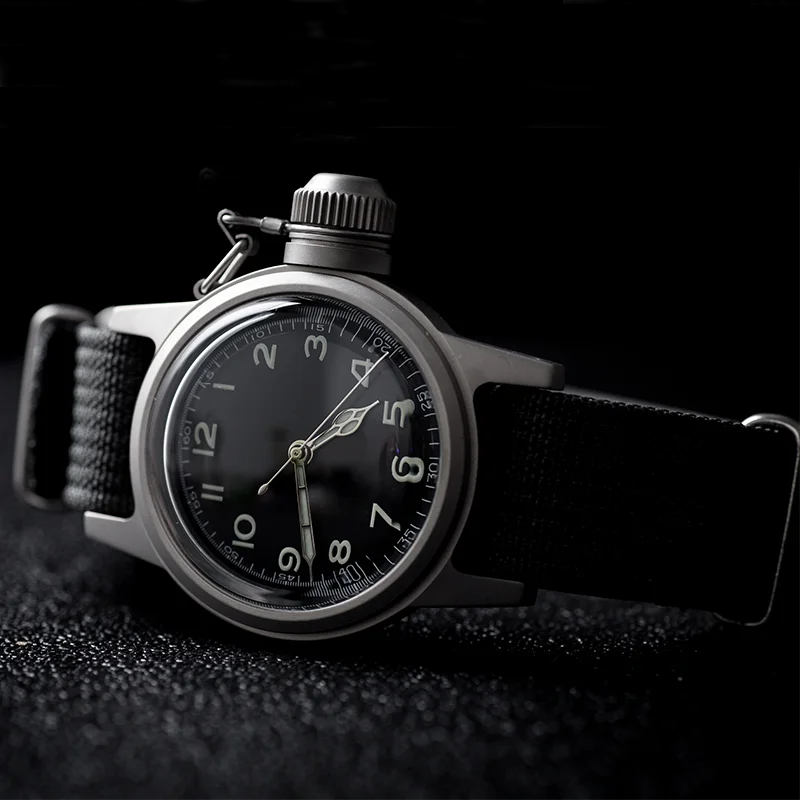 Diving Watch Automatic Mechanical Small Three-Pin Stainless Steel Titanium Sand Sapphire Frog Watch Mens Automatic Watches NH35
Diving Watch Automatic Mechanical Small Three-Pin Stainless Steel Titanium Sand Sapphire Frog Watch Mens Automatic Watches NH35