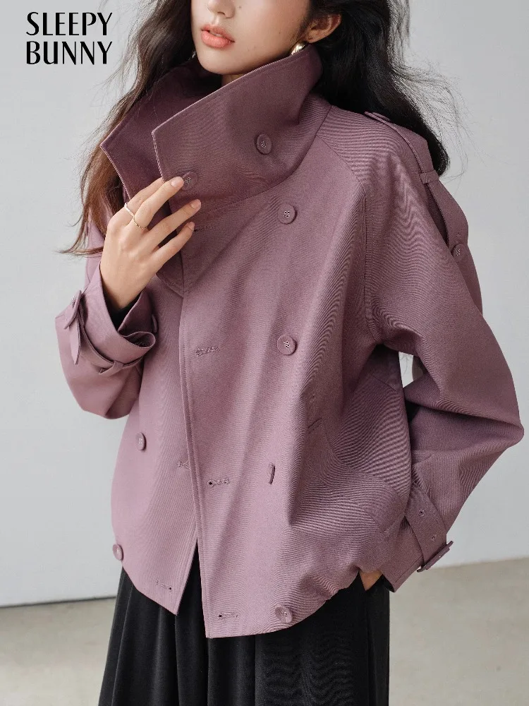 British Style Double-Breasted Short Trench Coat Elegant Stand Collar Jacket Women Autumn Loose Fit Slimming Outerwear Daily Wear
British Style Double-Breasted Short Trench Coat Elegant Stand Collar Jacket Women Autumn Loose Fit Slimming Outerwear Daily Wear