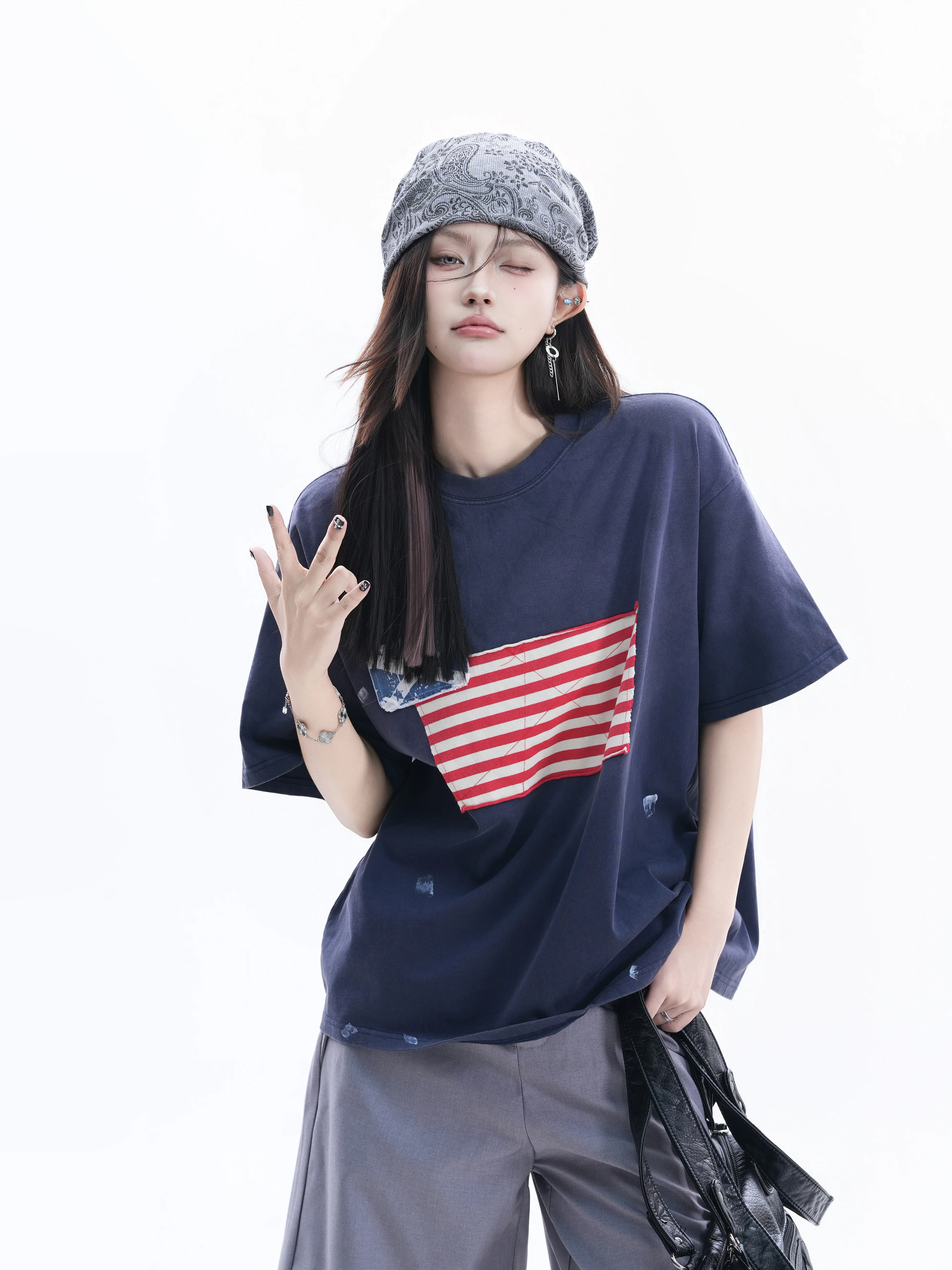 Small Ball American Style Short Sleeve T-Shirt Women Summer Loose Slim Fit Sporty Casual round Neck Cotton Blend Top
Small Ball American Style Short Sleeve T-Shirt Women Summer Loose Slim Fit Sporty Casual round Neck Cotton Blend Top