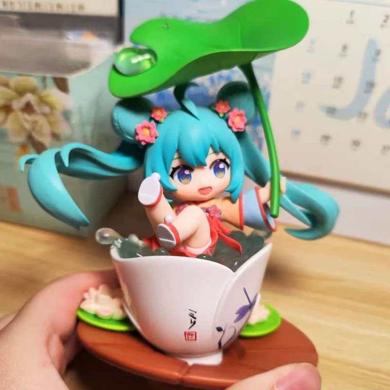 Miku Summer Version Lotus Pond Frolic Action Figure Collectible Model Toy Desktop Decoration Surprise Holiday Gift For Anime Fan
Miku Summer Version Lotus Pond Frolic Action Figure Collectible Model Toy Desktop Decoration Surprise Holiday Gift For Anime Fan