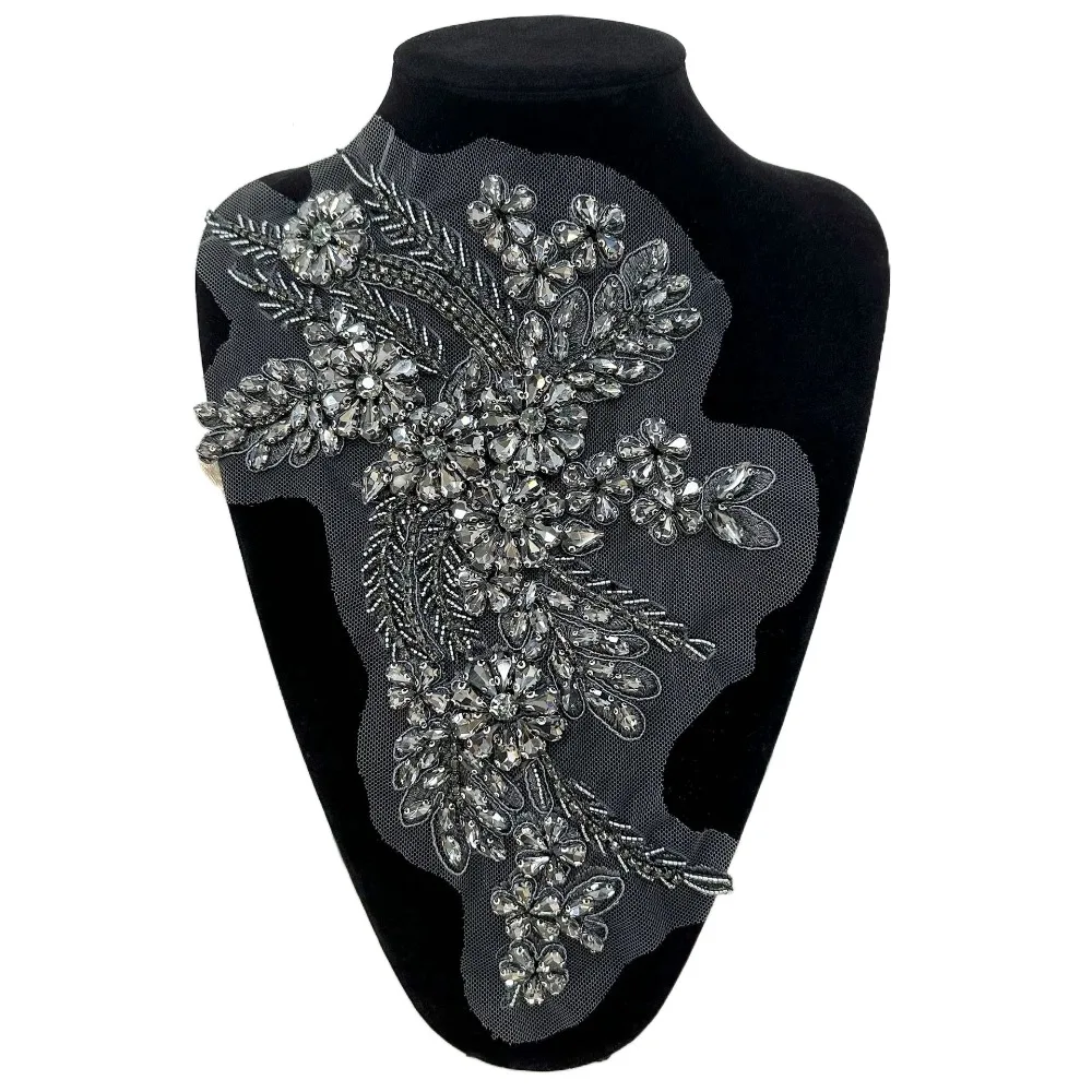 Clothes Accessory Lace Fabric Rhinestones Embroidery Applique Handmade Sequin Cloth Patch DIY Crafts Cloth Applique Sewing
Clothes Accessory Lace Fabric Rhinestones Embroidery Applique Handmade Sequin Cloth Patch DIY Crafts Cloth Applique Sewing