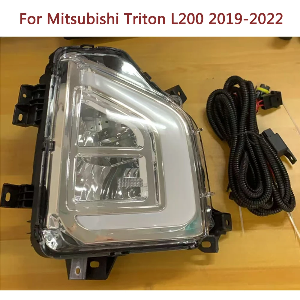 1pc left Led Fog light Turn Signal LED White Yellow DRL Daytime Running Lamps For Mitsubishi Triton L200 2019-2022 Car Accessory
1pc left Led Fog light Turn Signal LED White Yellow DRL Daytime Running Lamps For Mitsubishi Triton L200 2019-2022 Car Accessory