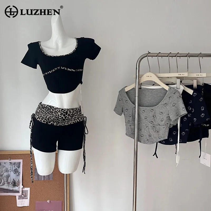 LUZHEN острая девушка Леопардовый принт сращивающиеся дизайнерские шорты Топы Женская сексуальная одежда для ночного клуба модные комплекты из двух частей на бретелях AA1088
LUZHEN острая девушка Леопардовый принт сращивающиеся дизайнерские шорты Топы Женская сексуальная одежда для ночного клуба модные комплекты из двух частей на бретелях AA1088