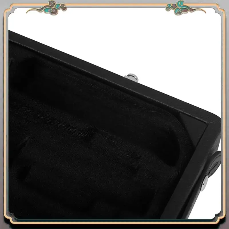 Durable 1 Piece Oboe Storage Box Double-Layer Buckle Plus Velvet Thickened Oboe Leather Box
Durable 1 Piece Oboe Storage Box Double-Layer Buckle Plus Velvet Thickened Oboe Leather Box