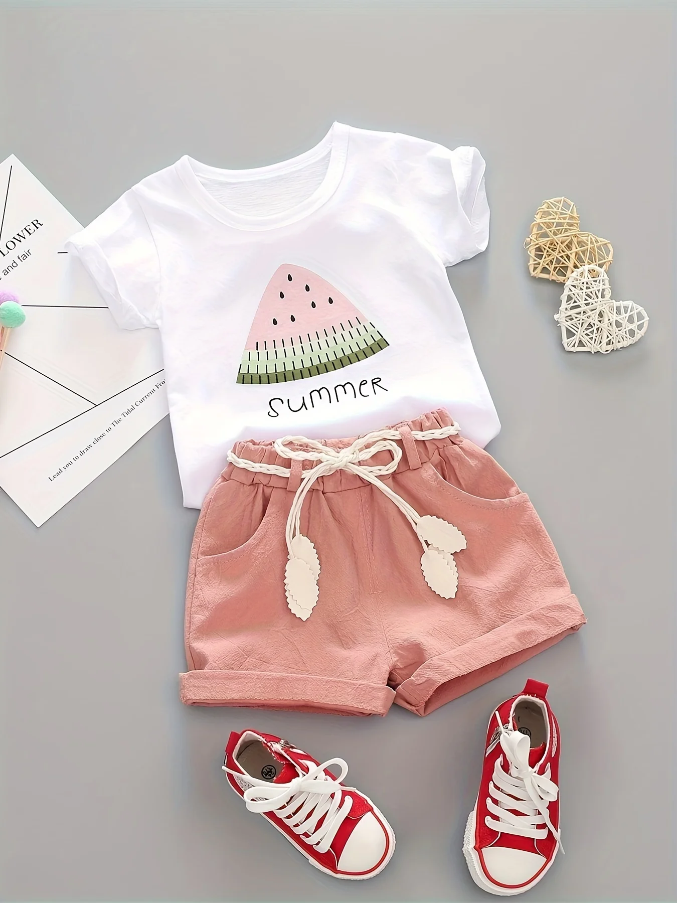 Summer New Girl Fashion Cute Watermelon Short Sleeve Female Baby Casual Shorts Two Piece Set
Summer New Girl Fashion Cute Watermelon Short Sleeve Female Baby Casual Shorts Two Piece Set