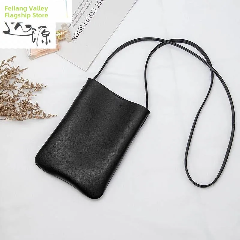 Summer Thickened Crossbody Bag Drawstring Scrap Storage Small Handy Bag Lightweight Walking Shoulder Bag for Youth
Summer Thickened Crossbody Bag Drawstring Scrap Storage Small Handy Bag Lightweight Walking Shoulder Bag for Youth