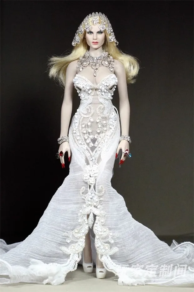 1:6 Scale Female Figure Accessories Clothes Low-cut White Wedding Dress Model Toy for 12"Steel Bone Wrapped Rubber Action Figure
1:6 Scale Female Figure Accessories Clothes Low-cut White Wedding Dress Model Toy for 12"Steel Bone Wrapped Rubber Action Figure