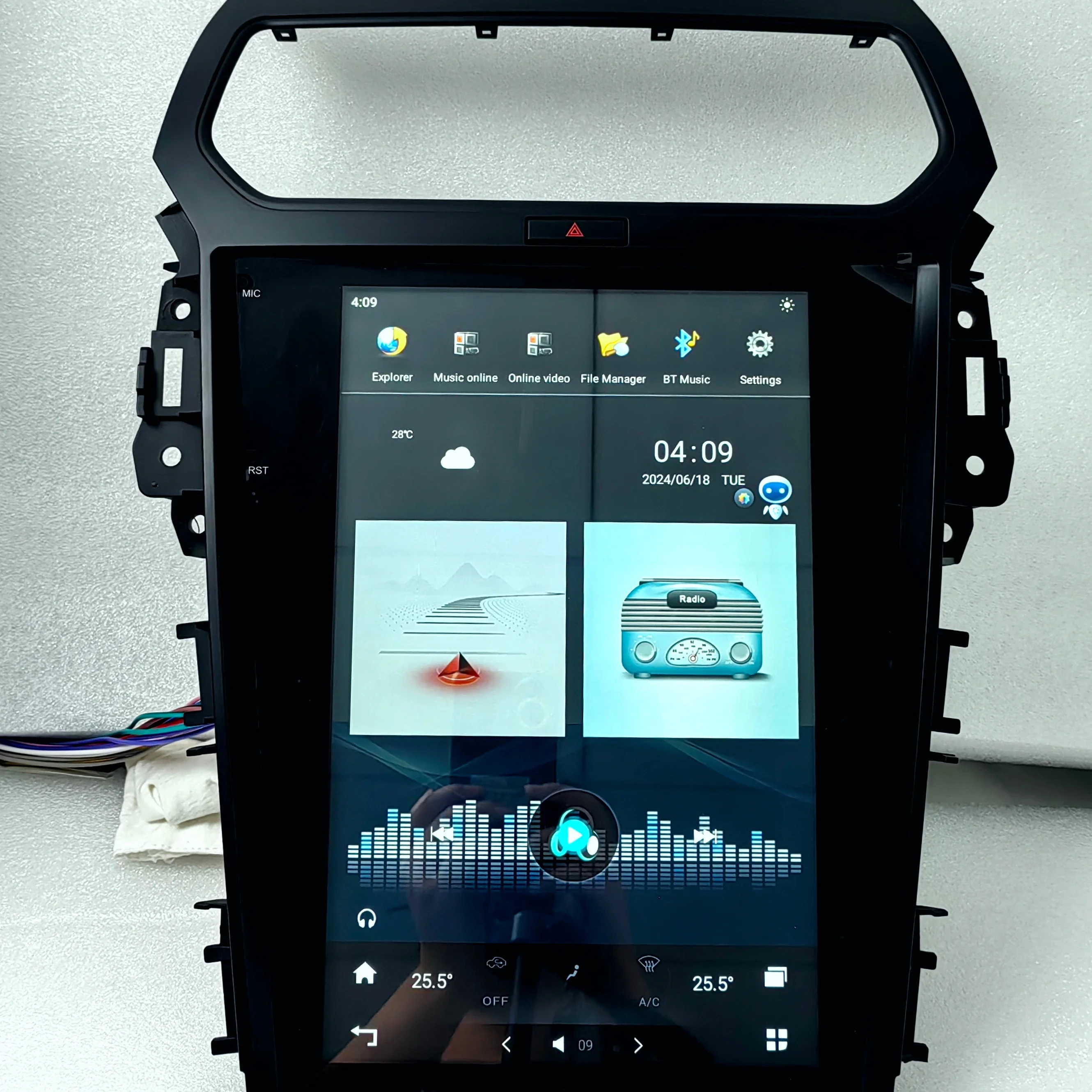 12,1-дюймовый вертикальный экран Qualcomm Android автомобильный радиоприемник для Ford Explorer 2013-2019 навигатор GPS Carplay автомобильный мультимедийный плеер
12,1-дюймовый вертикальный экран Qualcomm Android автомобильный радиоприемник для Ford Explorer 2013-2019 навигатор GPS Carplay автомобильный мультимедийный плеер