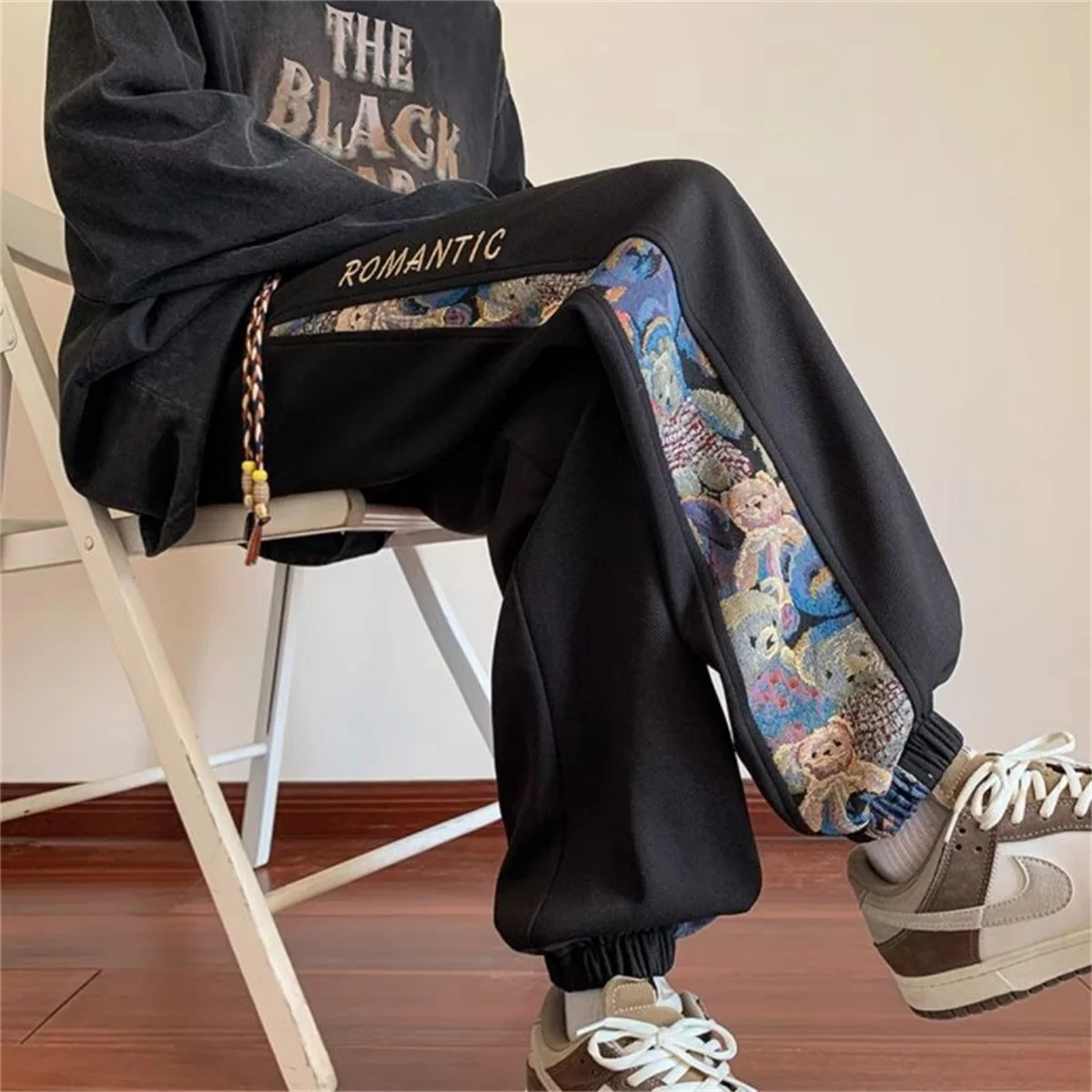 Men's Summer dressing Retro Casual Pants New Fashion Trends Versatile Loose Straight Trousers Men Casual Pant
Men's Summer dressing Retro Casual Pants New Fashion Trends Versatile Loose Straight Trousers Men Casual Pant