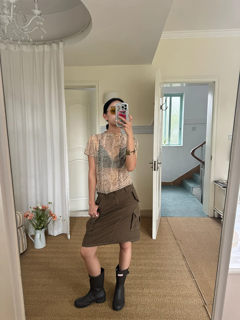 Summer Thin Korean Style Short Sleeve Mesh Leopard Print Stand Collar Top Women's T-shirt Breathable Lightweight Fabric
Summer Thin Korean Style Short Sleeve Mesh Leopard Print Stand Collar Top Women's T-shirt Breathable Lightweight Fabric