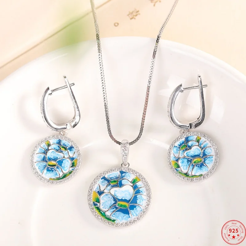 S925 Sterling Silver Clips Earrings for Women New Fashion Cloisonne Cymbidium Inlaid Zircon Ear-clips Pendant Free Shipping
S925 Sterling Silver Clips Earrings for Women New Fashion Cloisonne Cymbidium Inlaid Zircon Ear-clips Pendant Free Shipping