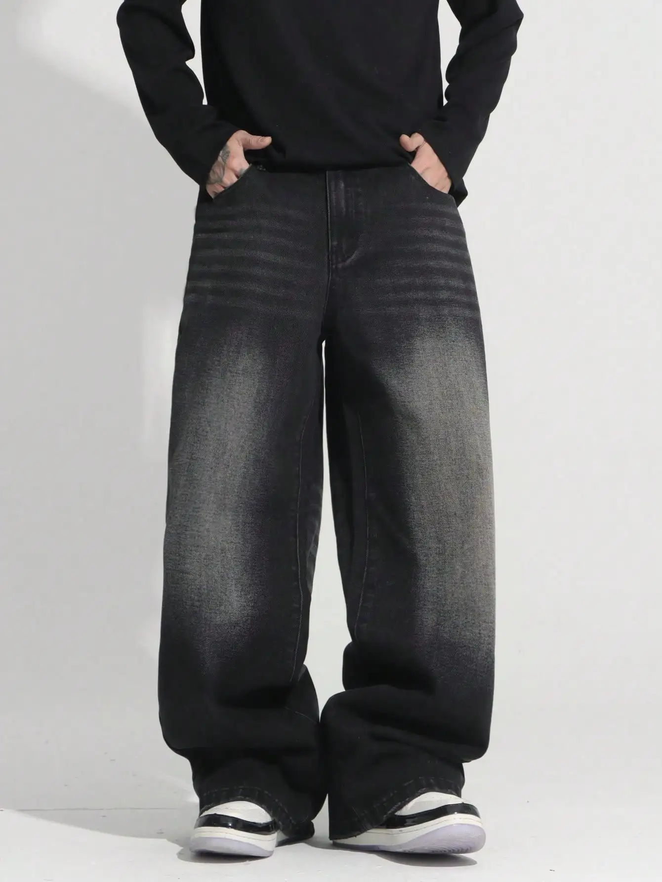 1 Stück amerikanischer Markenstil, einzigartige, abWashed, locker sitzende, weite Jeans für Herren
1 Stück amerikanischer Markenstil, einzigartige, abWashed, locker sitzende, weite Jeans für Herren