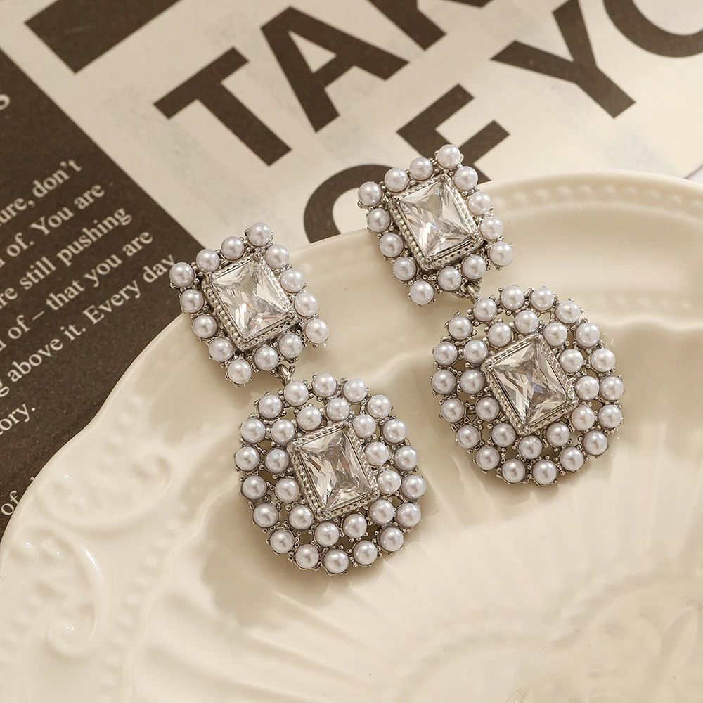 MsKyra Stainless Steel Earrings Silver Color Pearl Zircon Waterproof Daily Earrings for Women Premium Gift
MsKyra Stainless Steel Earrings Silver Color Pearl Zircon Waterproof Daily Earrings for Women Premium Gift