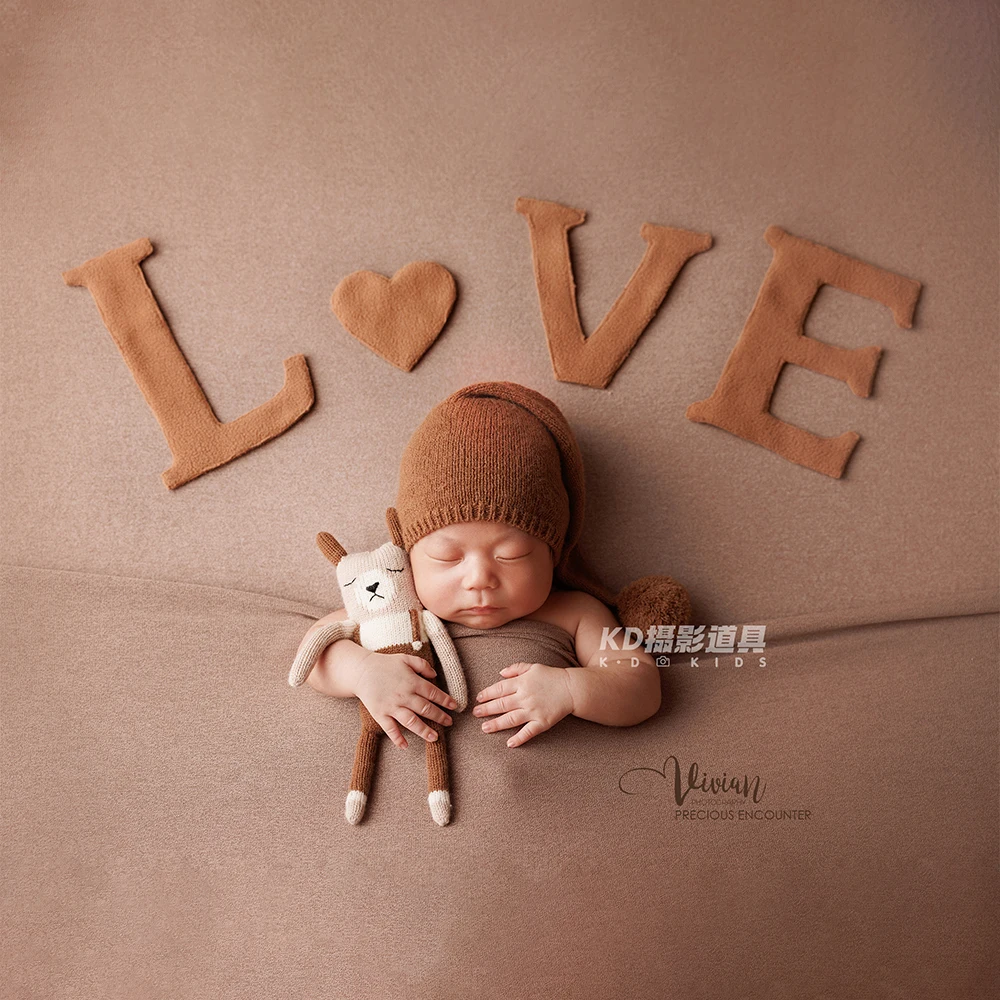 Simple Style Newborn Baby Photography Props Kit Fabric Letters Prop Doll Knitted Bear Ears Hat Photo Studio Baby Shoot Accessory
Simple Style Newborn Baby Photography Props Kit Fabric Letters Prop Doll Knitted Bear Ears Hat Photo Studio Baby Shoot Accessory