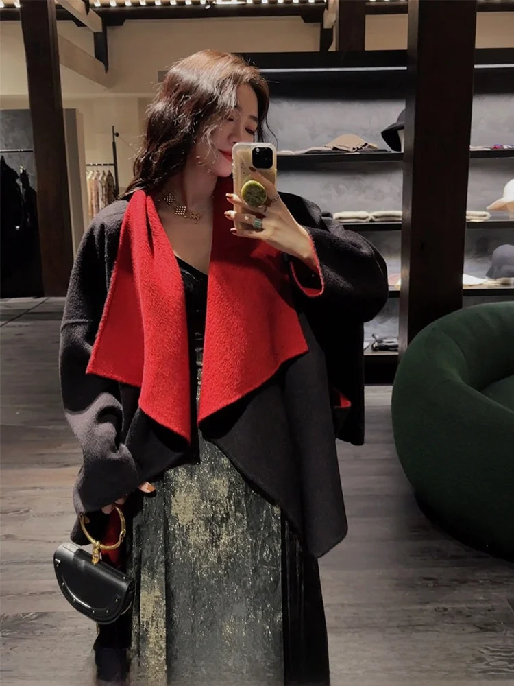 Пальто женское Sanji Bla Flower Chang'an Snow из двустороннего твида, осенне-зимнее, высококачественное, универсальное, в новом китайском стиле
Пальто женское Sanji Bla Flower Chang'an Snow из двустороннего твида, осенне-зимнее, высококачественное, универсальное, в новом китайском стиле