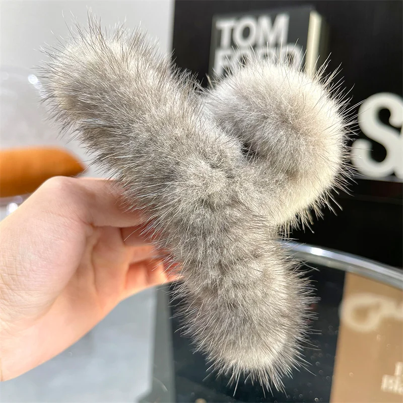 Women's Mink Hair Clip Vintage Hair Clip Hair Ornament Women's Ponytail Fixed Big Hair Band Fashion Plush Hair Clip
Women's Mink Hair Clip Vintage Hair Clip Hair Ornament Women's Ponytail Fixed Big Hair Band Fashion Plush Hair Clip