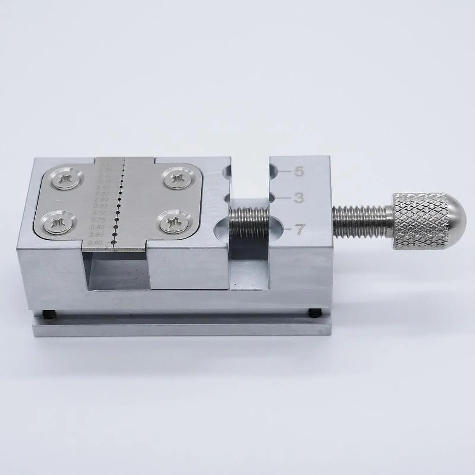 Watch Repair Tool Repairing Metal Vise Premium Practical Sturdy Desktop Fixed Seat Watch Repairing Table Vice Wheel Vice Clamp
Watch Repair Tool Repairing Metal Vise Premium Practical Sturdy Desktop Fixed Seat Watch Repairing Table Vice Wheel Vice Clamp