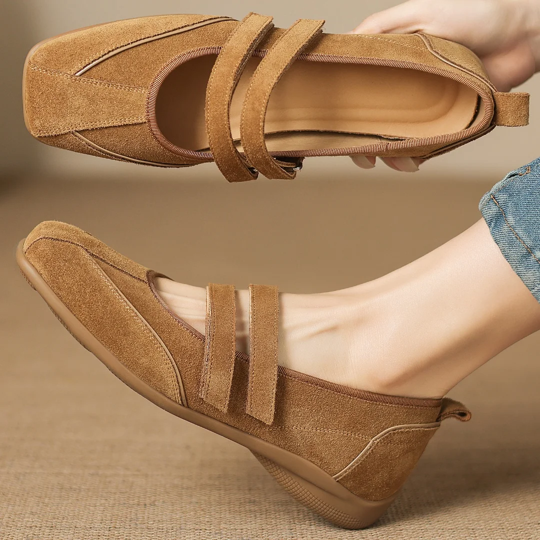 Женские туфли Мэри Джейн из натуральной замши с двойной узкой лентой на липучке, квадратным носком, высокого качества, мягкие, удобные, повседневные.
Женские туфли Мэри Джейн из натуральной замши с двойной узкой лентой на липучке, квадратным носком, высокого качества, мягкие, удобные, повседневные.